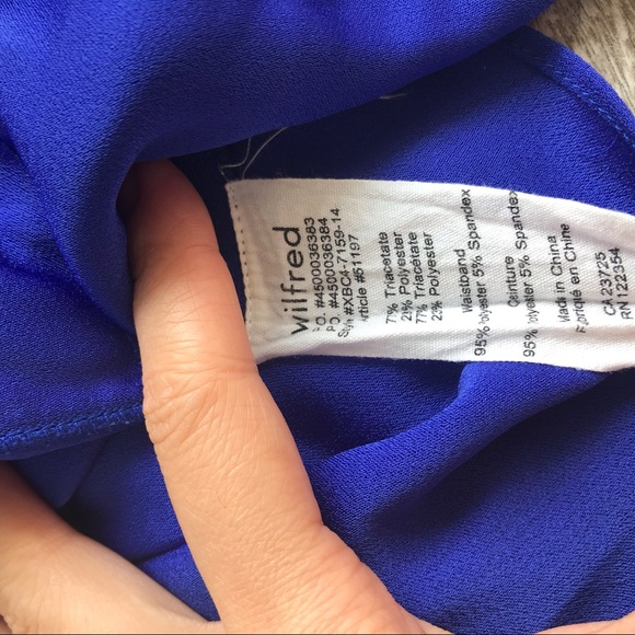 💚4 for $30💚 Aritzia Wilfred Silky Skirt with Pockets - Picture 8 of 13